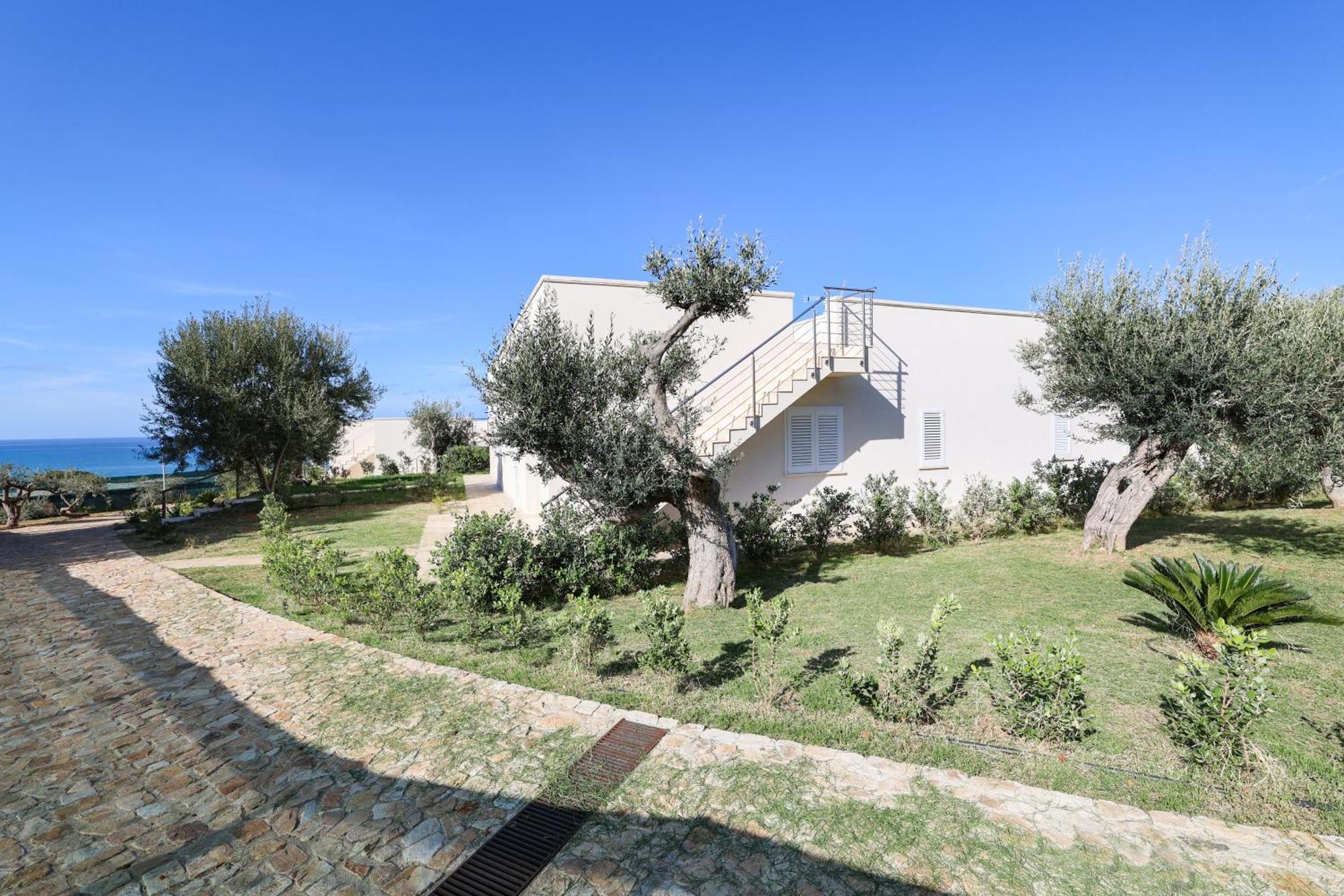 Aura Maris Beach Residence Mazzaforno Cefalu Exterior photo
