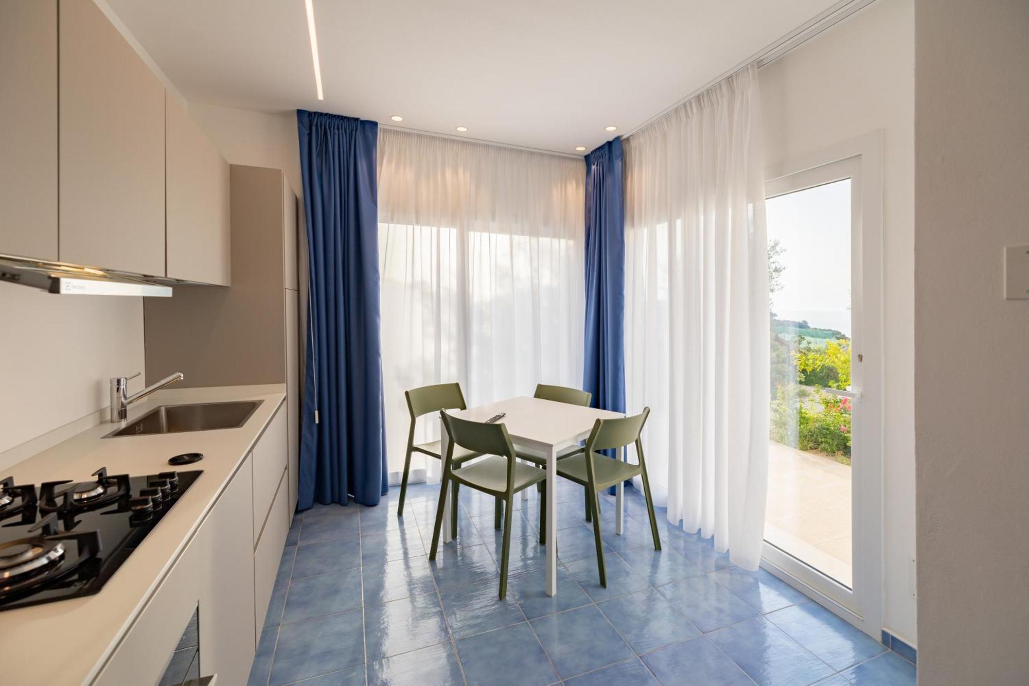 Aura Maris Beach Residence Mazzaforno Cefalu Exterior photo