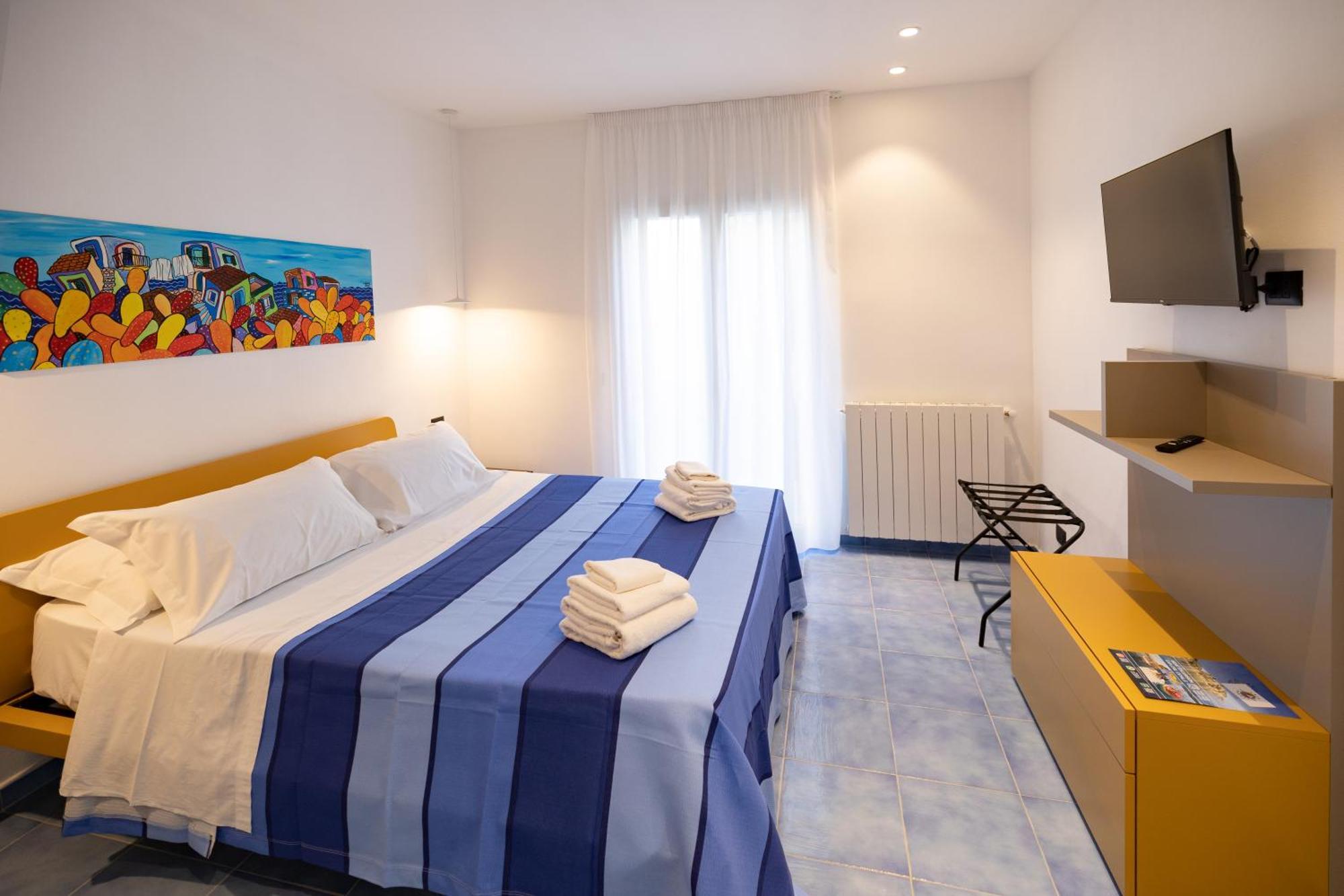 Aura Maris Beach Residence Mazzaforno Cefalu Exterior photo