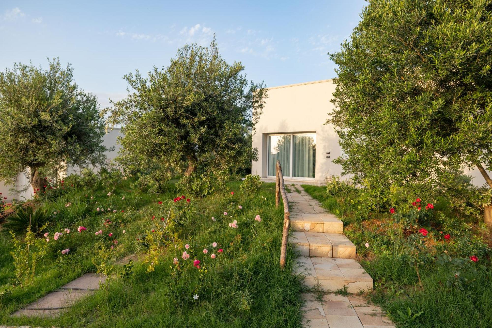 Aura Maris Beach Residence Mazzaforno Cefalu Exterior photo